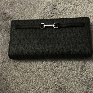 Michael Kors Carson Wallet